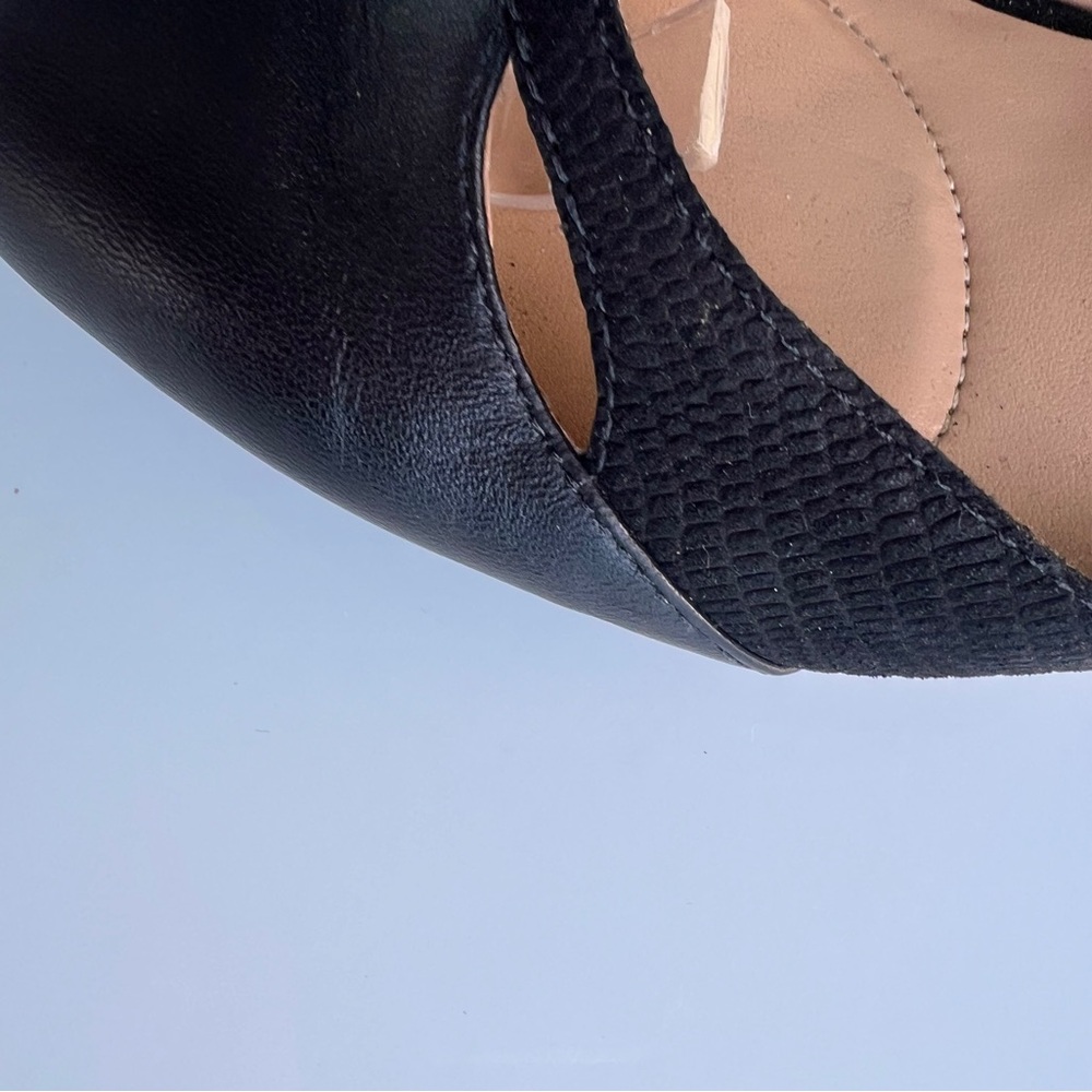 Womens naturalizer Megan Platform T-Strap Heels Black Leather - Picture 9 of 12